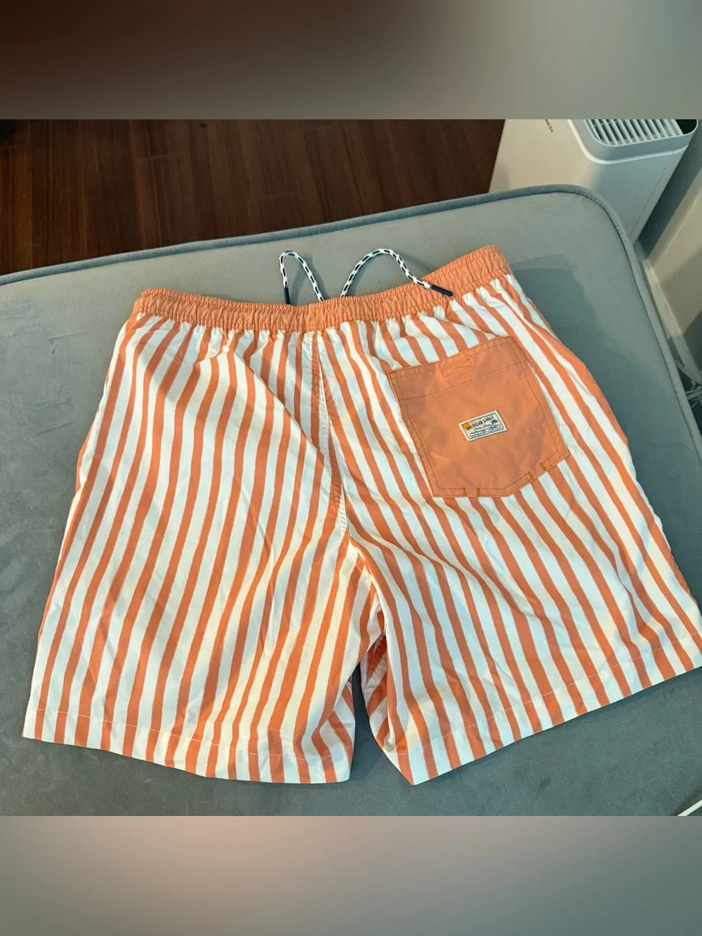 American eagle 7” Striped Flex swim trunks medium